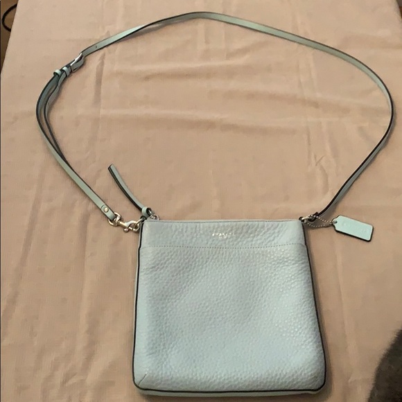Coach Crossbody Bag - Picture 6 of 8